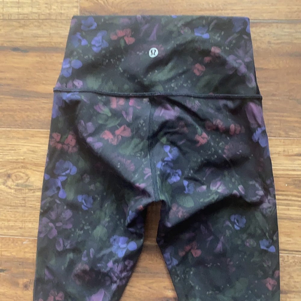 Lululemon leggings